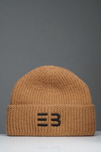 BROWN BEANIE